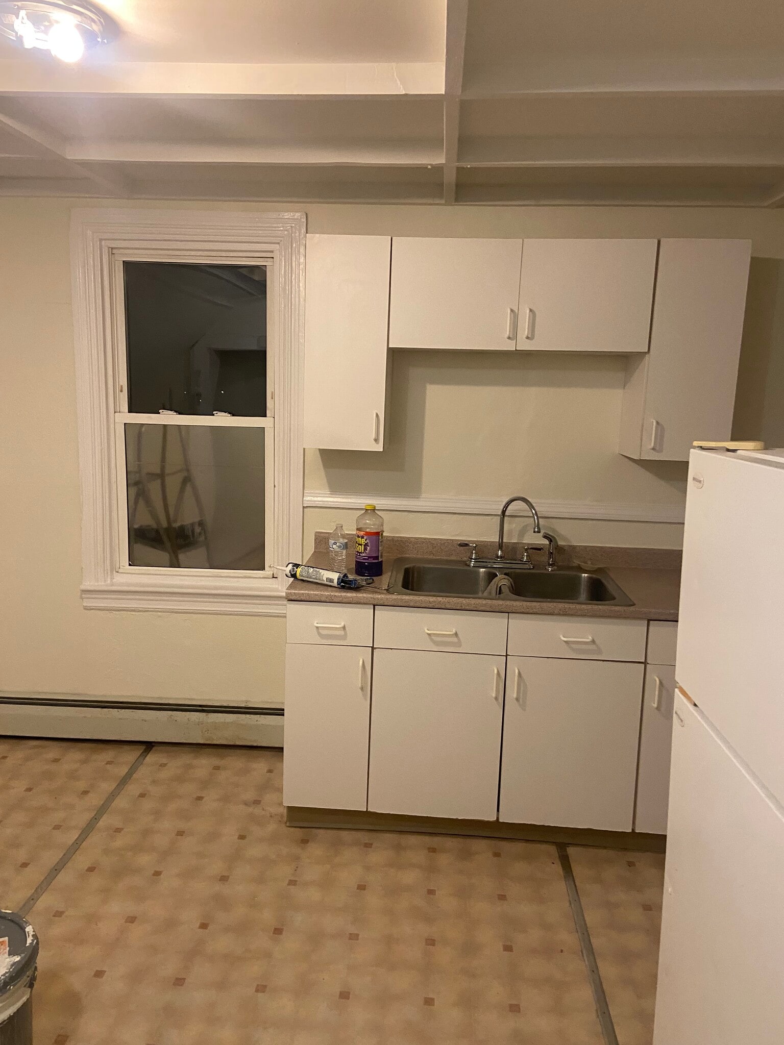 kitchen - 30 Tucker Ave