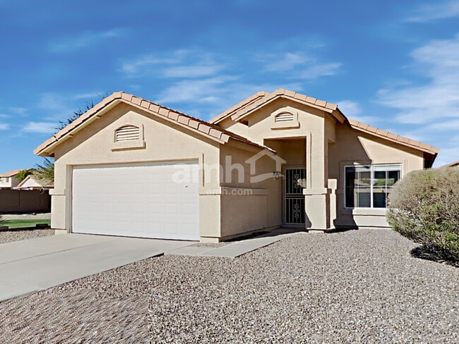 Building Photo - 15374 W Gelding Dr