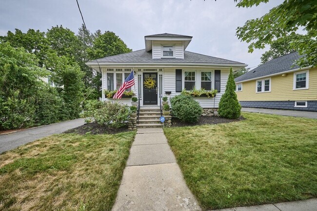 Building Photo - 41 Lynde Ave