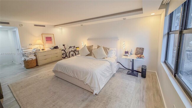 Building Photo - 9801 Collins Ave