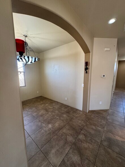 Building Photo - 4600 6th St NW