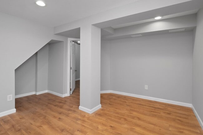 Building Photo - Beautiful Complete Rehab home for rent in ...