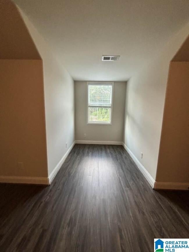 Building Photo - 950 Lennox Blvd