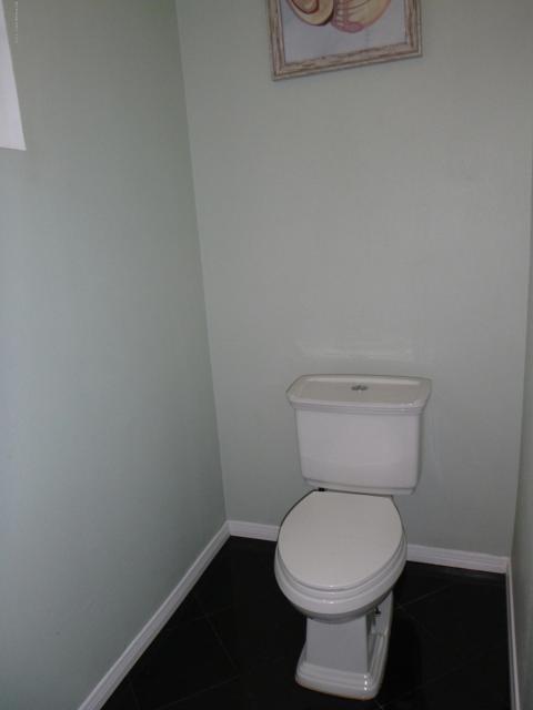 Building Photo - 770 W Altadena Dr