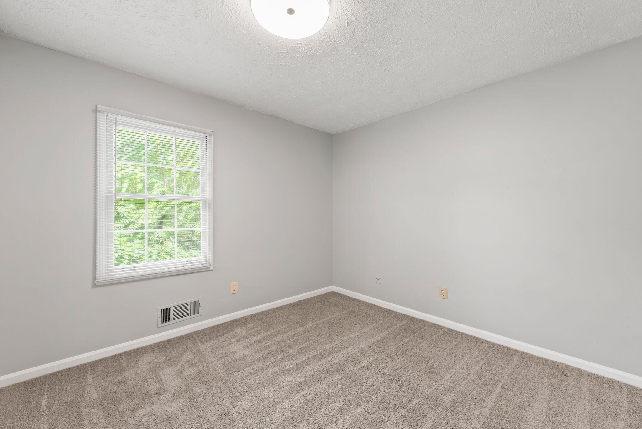 Bedroom 1 - 1355 Lucile Ave SW