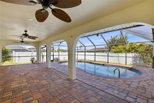 Building Photo - 176 N Waterway Dr NW