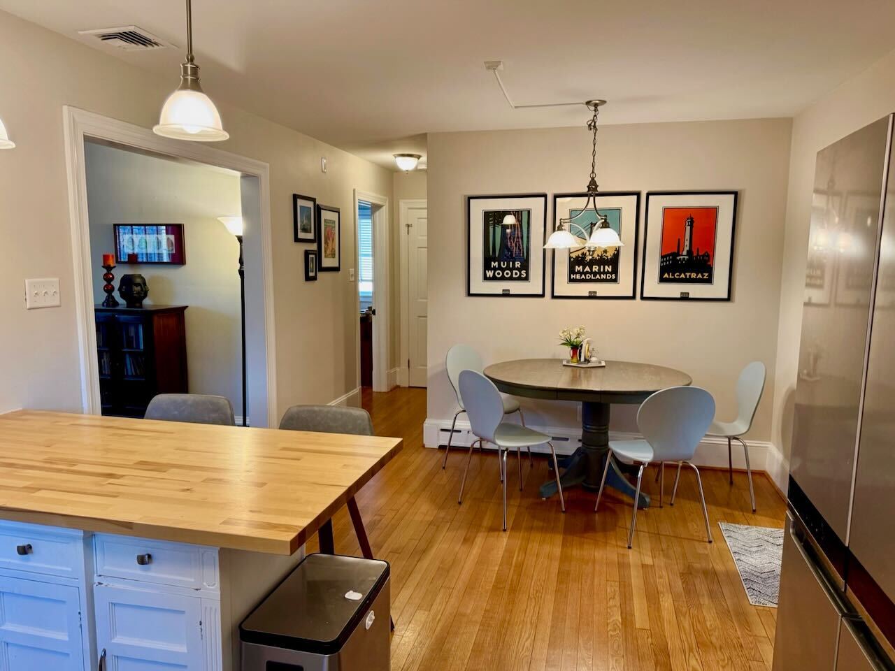 Eat-in Kitchen - 2308 Buckingham Ave