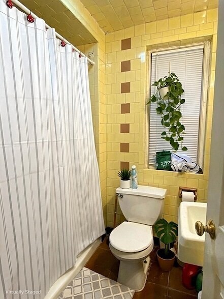 Building Photo - 59 Lubec St