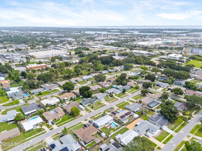 Building Photo - 250 Carib Dr