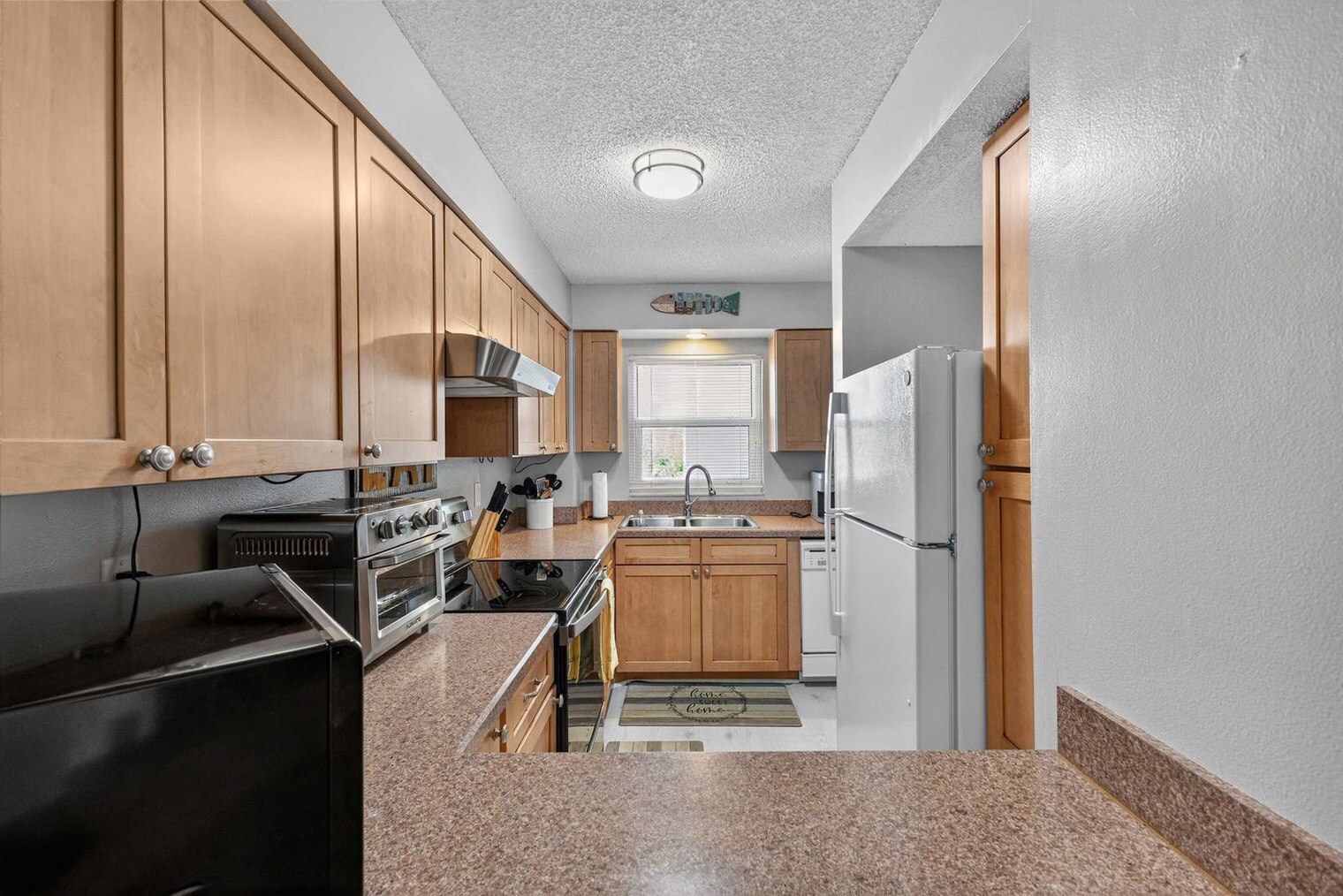 Building Photo - 153 Vista Hermosa Cir