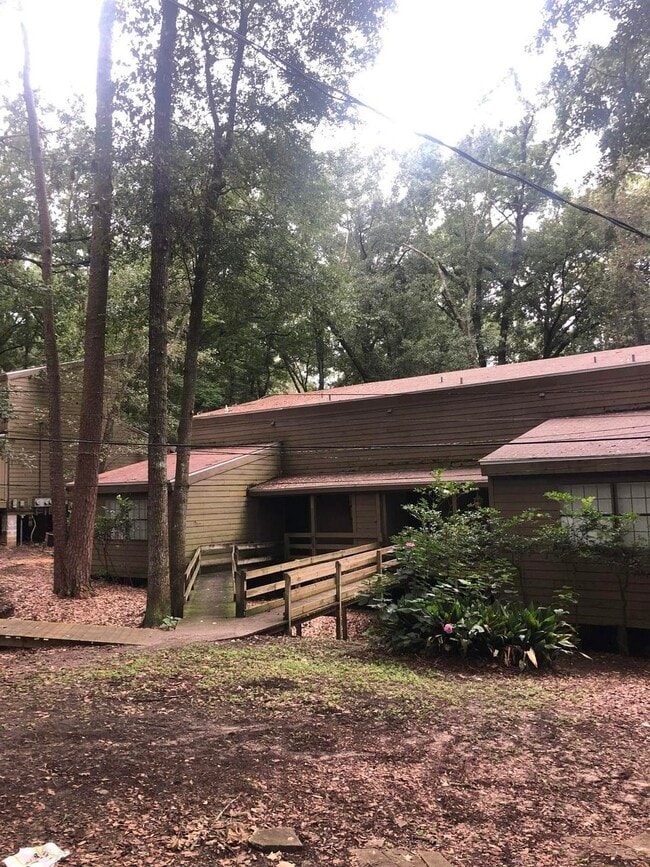 Primary Photo - 1347 Rumba Ln
