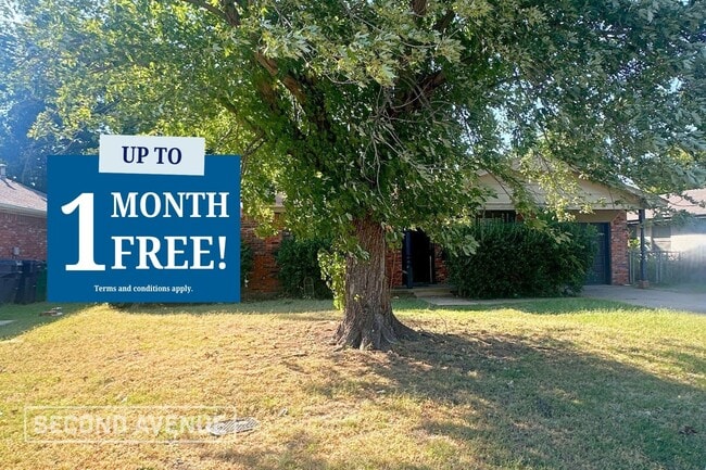 Building Photo - 10913 N McKinley Ave