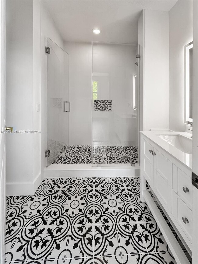 Building Photo - 16449 SW 84th Pl