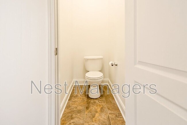 Building Photo - 1081 Ronald Reagan Drive