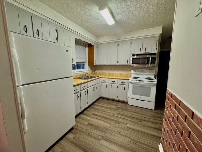 Building Photo - 603 Chestnut Ridge Dr