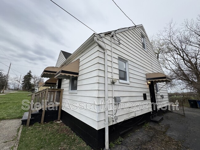 Building Photo - 4768 E 173rd St