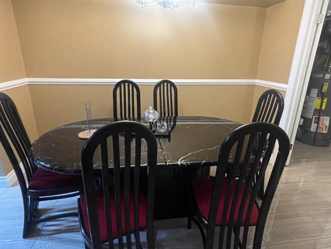 Building Photo - 18228 University Park Dr