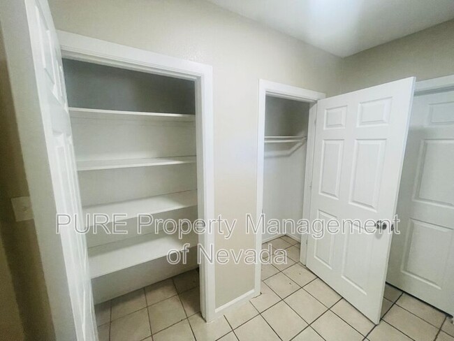Building Photo - 2315 Caravelle St