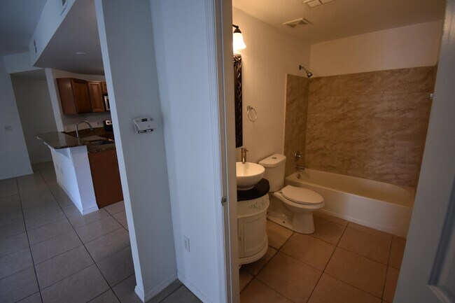 Building Photo - 2000 Erving Cir