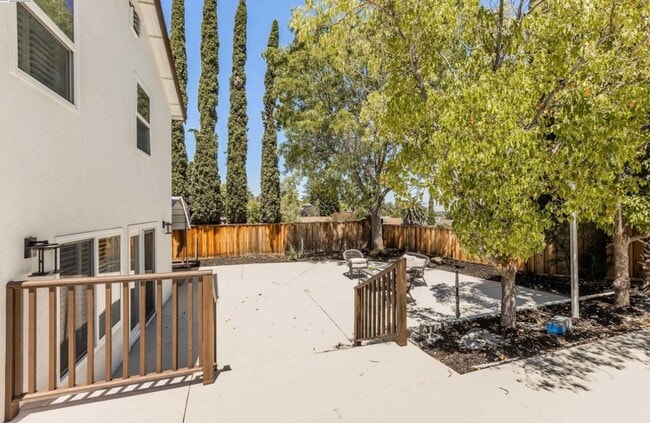 Building Photo - Vintage Hills, Pleasanton 4 Bed, 3 Ba., So...