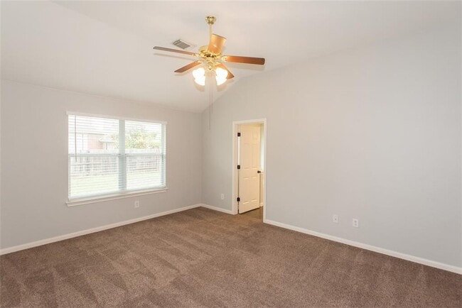 Building Photo - 19400 Sunken Creek Pass