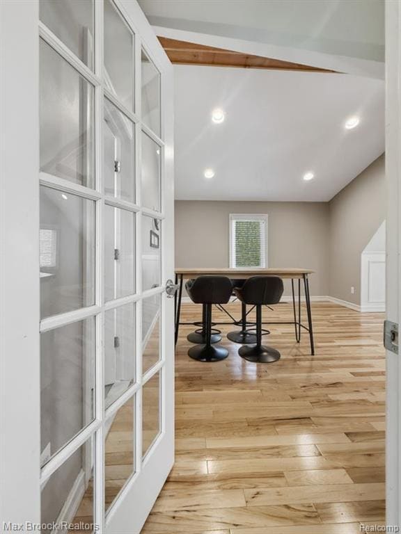 Building Photo - 2120 Buckingham Ave