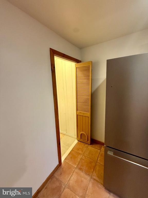 Building Photo - 1249 E Oxford St