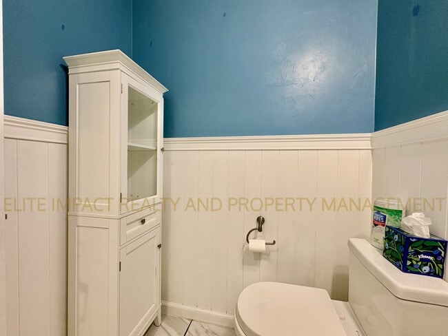 Building Photo - 9731 E Lynx Lk Trl