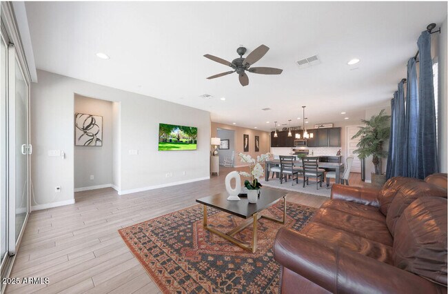 Building Photo - 8419 S 164th Dr