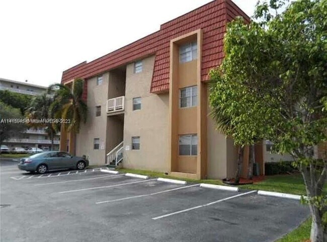 Building Photo - 1300 Moffett St