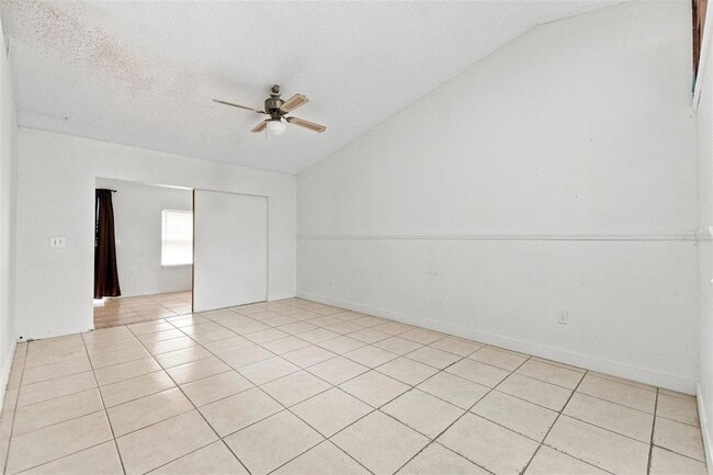 Building Photo - 9966 Burl Way