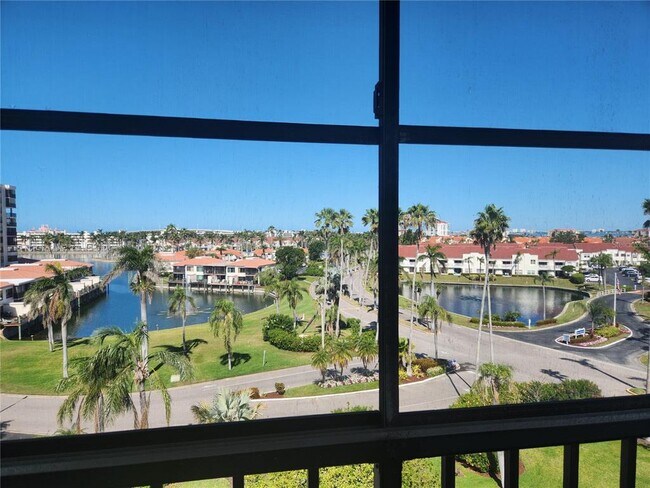 Building Photo - 6357 Bahia Del Mar Blvd S