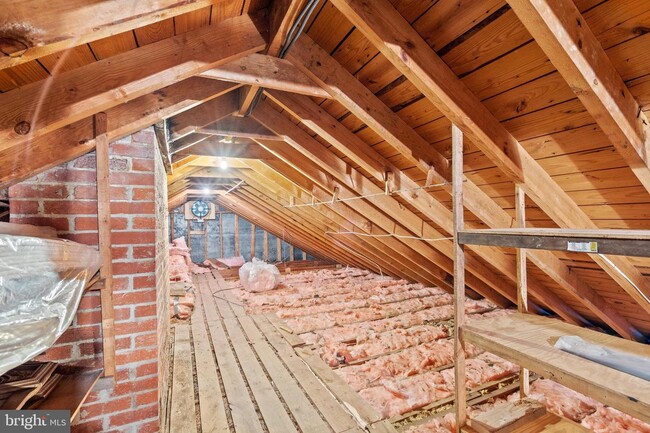 Building Photo - 4118 Burke Station Rd