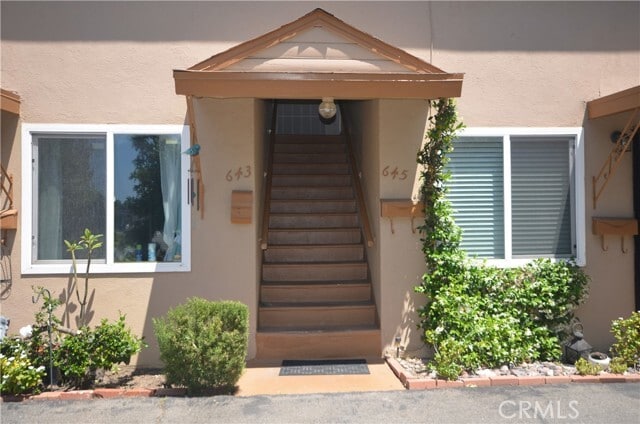 Primary Photo - 647 S Glassell St