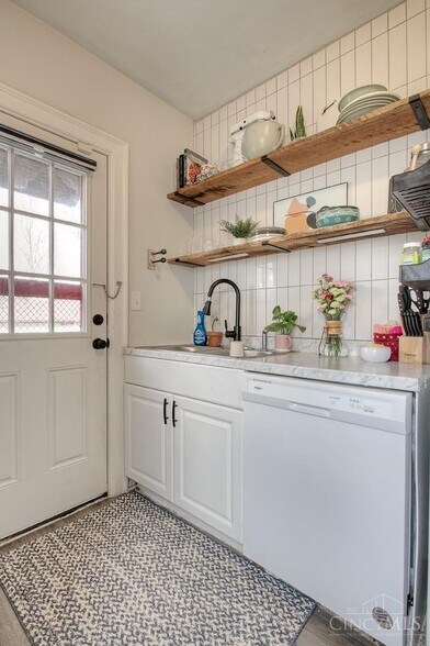 Kitchen/Back Entrance - 3250 Nash Ave