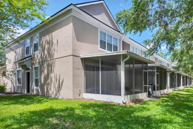 Building Photo - 4920 Pond Ridge Dr