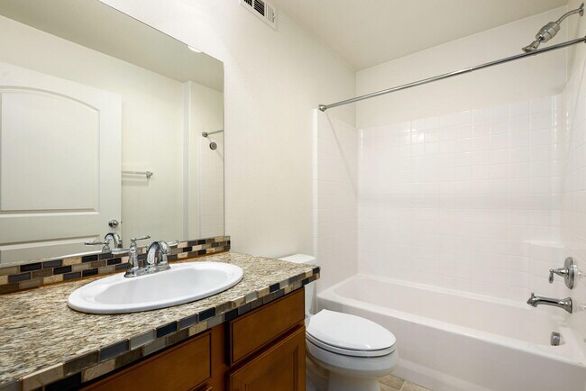 Building Photo - 262 Paseo Gregario