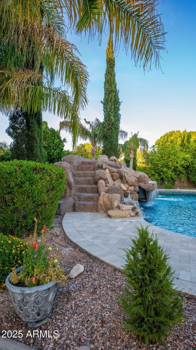 Building Photo - 3452 E Ivyglen Cir