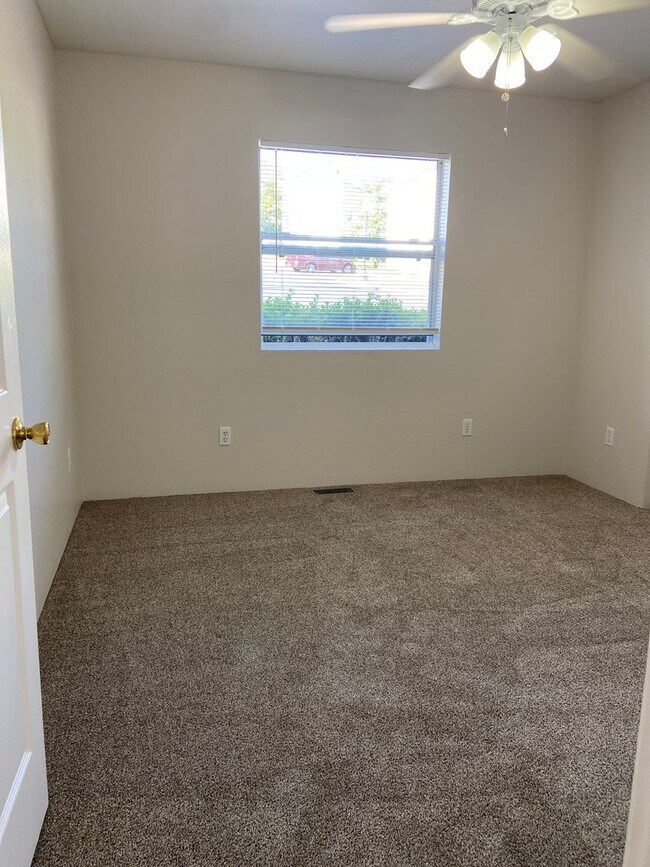 Building Photo - Apartment in Branson East, Kirbyville