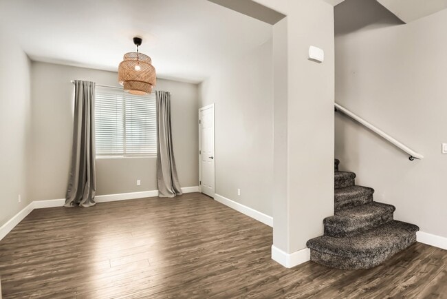 Building Photo - Rare 5 Bdrm home in the Ladera community of Summerlin!