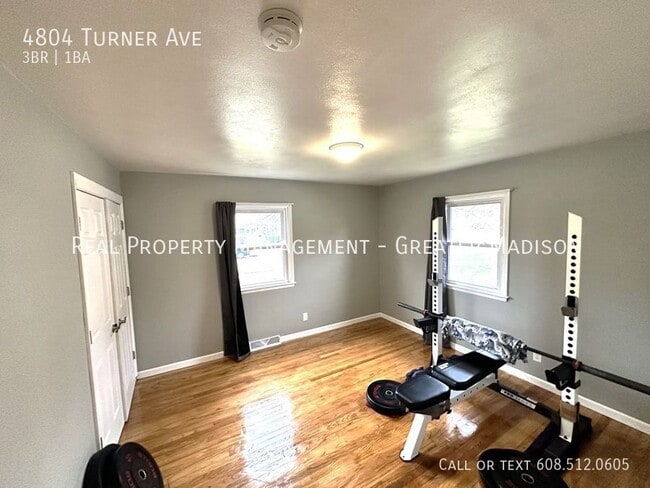 Building Photo - 4804 Turner Ave