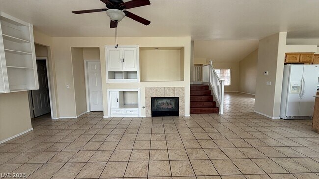 Building Photo - 8101 Yellow Daisy Ave