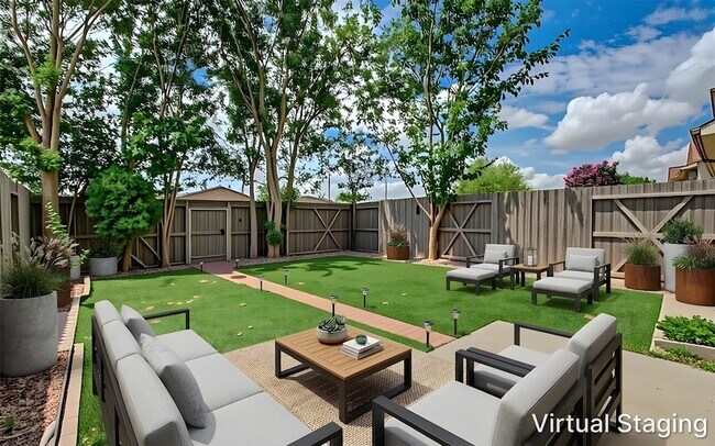 Building Photo - 7511 S Linpar Ct