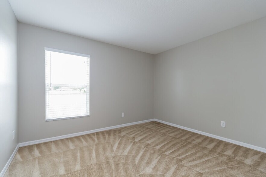 Building Photo - 3110 Mandolin Dr
