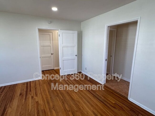 Building Photo - 5228 E Brittain St