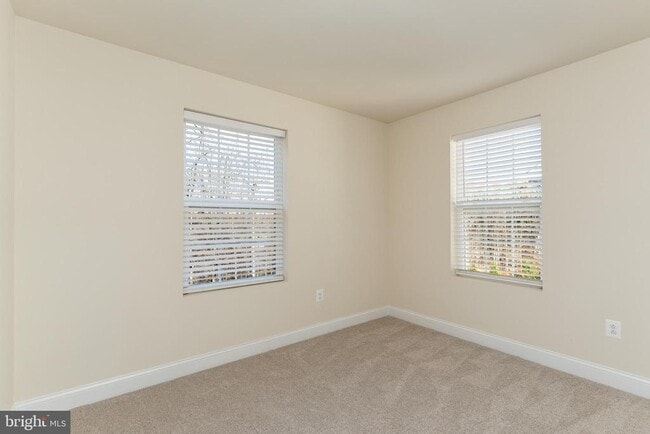 Building Photo - 3679 Duckhorn Way