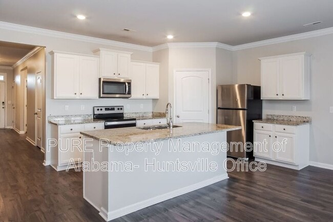 Building Photo - 14170 Lannister Ln