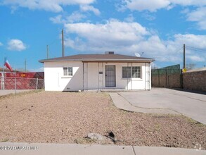 Building Photo - 8237 McElroy Ave