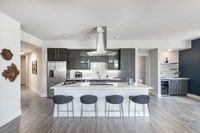 Building Photo - Avanti