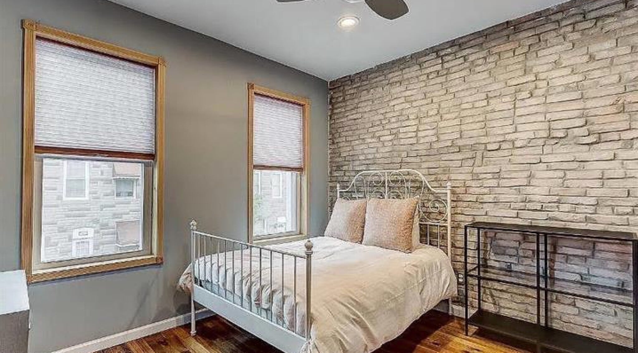 Primary Bedroom w. Ensuite - 150 N Curley St